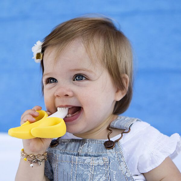 Baby Banana Diş Kaşıyıcı Diş Fırçası Muz