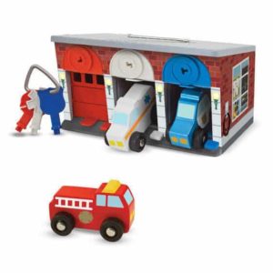 Melissa & Doug Ahşap Kilitli Kurtarma Araçları Garajı