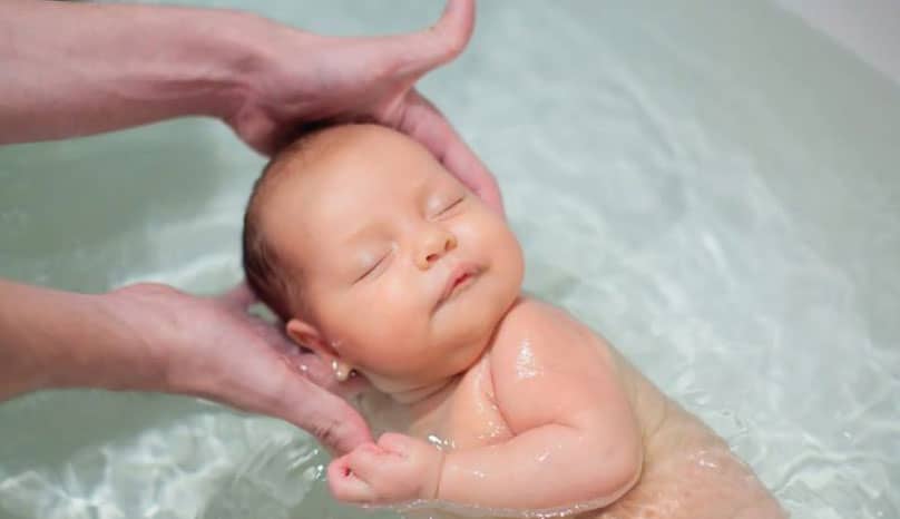 Bebek Banyosunun Süresi Ne Kadar Olmalı?