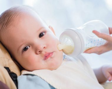 Bebeğe Süt Ne Zaman Verilir? | Süt Alerjisi Nedir?